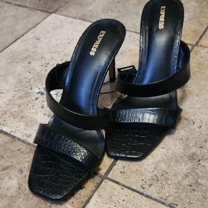 Express Black Croc-Embossed Heels